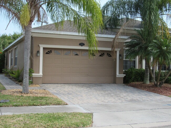 Building Photo - 1759 Tullagee Ave