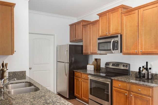 Interior Photo - Crystal Lake Luxury Apartments