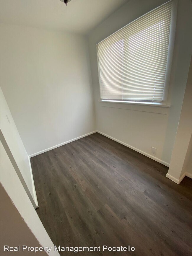 Building Photo - 3 br, 1 bath House - 312 Park Ave.