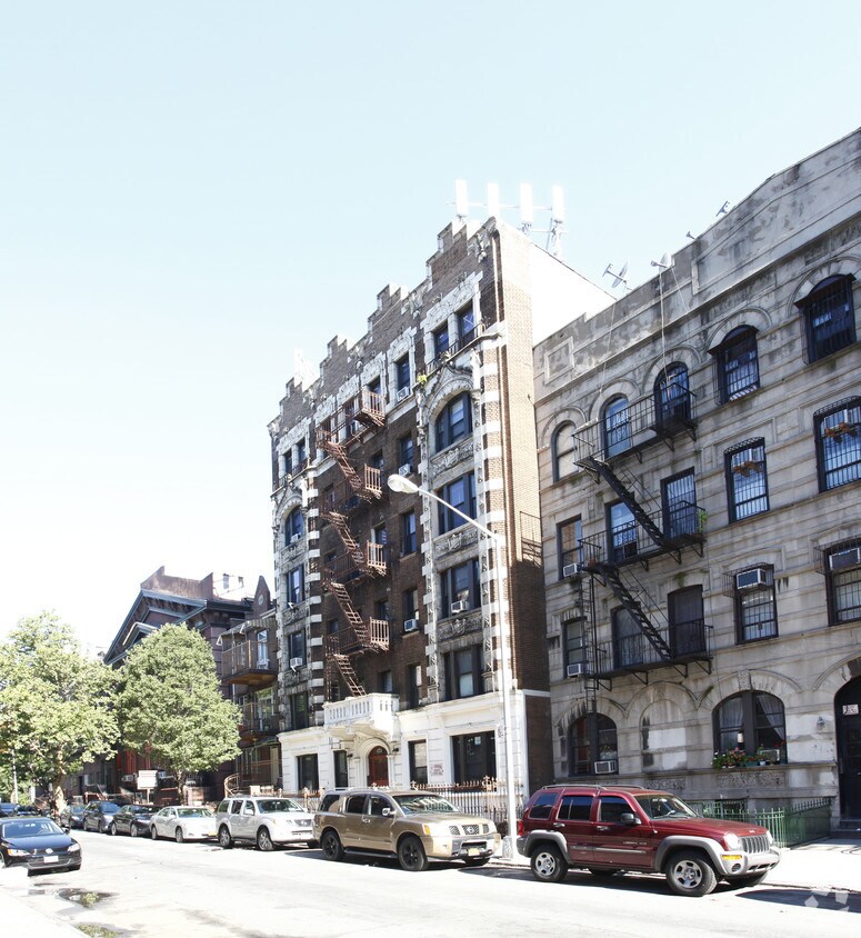 Primary Photo - 189-191 S 9th St