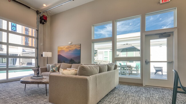 Foto del edificio - The View at Blue Ridge Commons