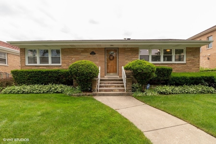 6229 N Tripp Ave, Chicago, IL 60646 - House Rental in Chicago, IL ...