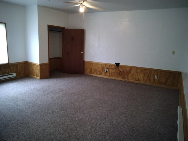 Primary Photo - 109 Lakeview Dr