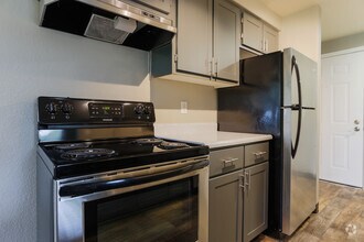 Interior Photo - Stark Street Crossings