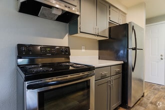 Interior Photo - Stark Street Crossings