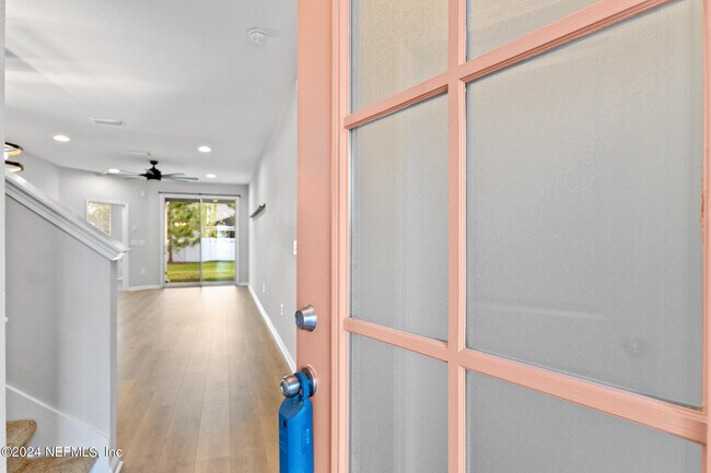 Foto del edificio - 534 Pine Bluff Dr