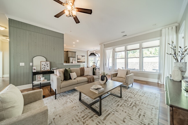 Foto del edificio - 15016 High Bluff Ct