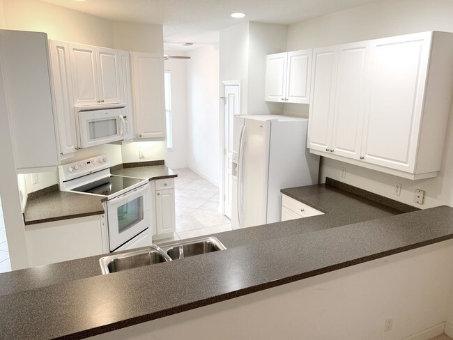 Building Photo - 10494 SW Waterway Lane