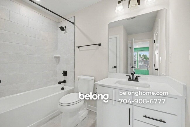 Building Photo - 6529 Cumberland Dr