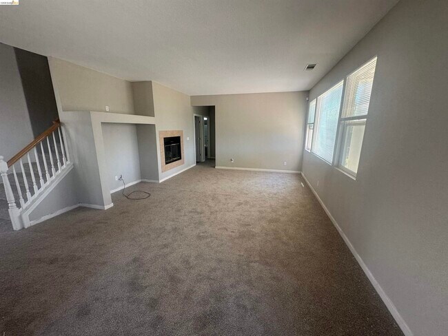 Foto del edificio - 5575 Sunview Ct