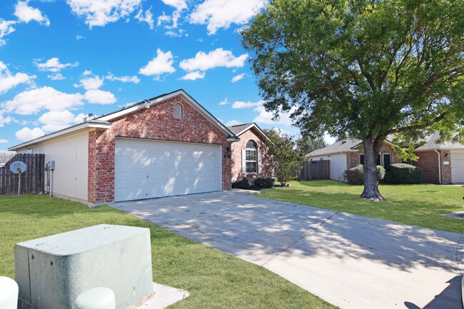 Foto del edificio - 8124 Sunset Trail