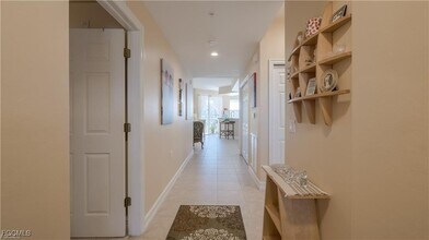 Building Photo - 10530 Amiata Way