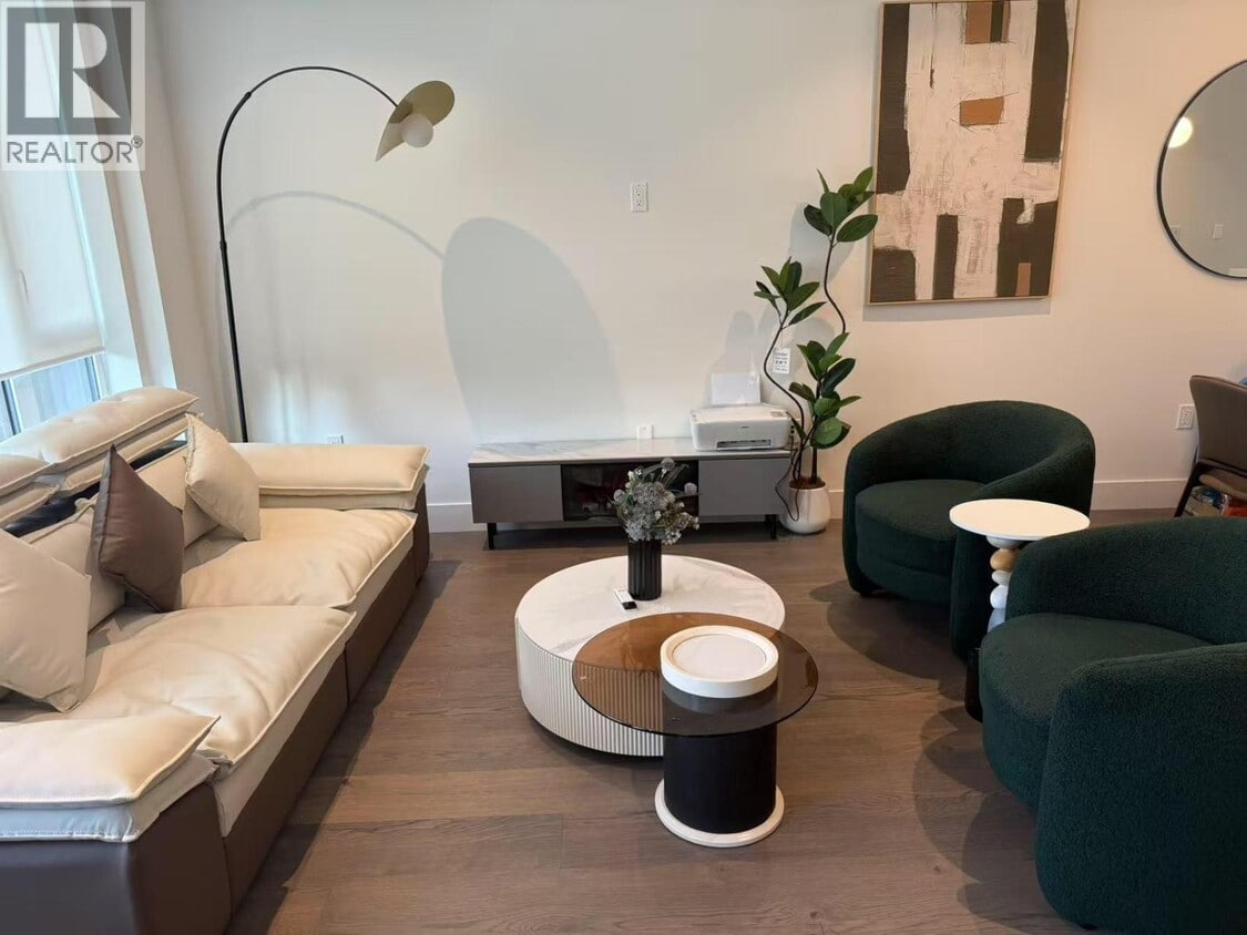 Photo principale - 975 W 52nd Ave