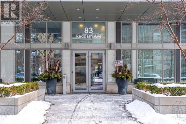 Photo du bâtiment - 83 Redpath Ave