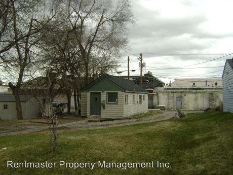 Building Photo - 608 Lomax St