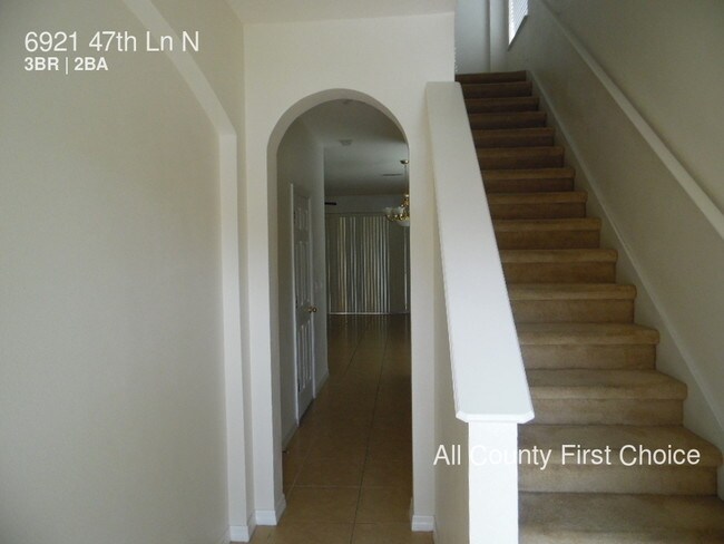 Foto del edificio - 6921 47th Ln N