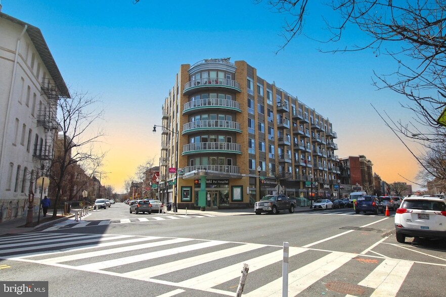 Primary Photo - 2550 17th Street NW Unit 509