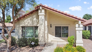 Building Photo - 1120 N Val Vista Dr