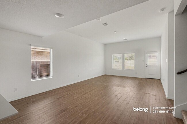 Building Photo - 21523 Casavatore Dr