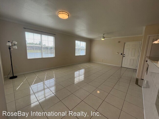 Building Photo - 2 br, 2 bath House - 1050 Villagio Circle,...