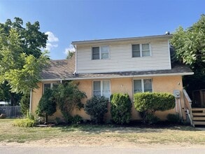 Building Photo - 4 Greenaway St