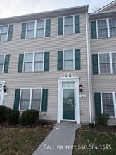 Building Photo - 160 Gretchen Ct