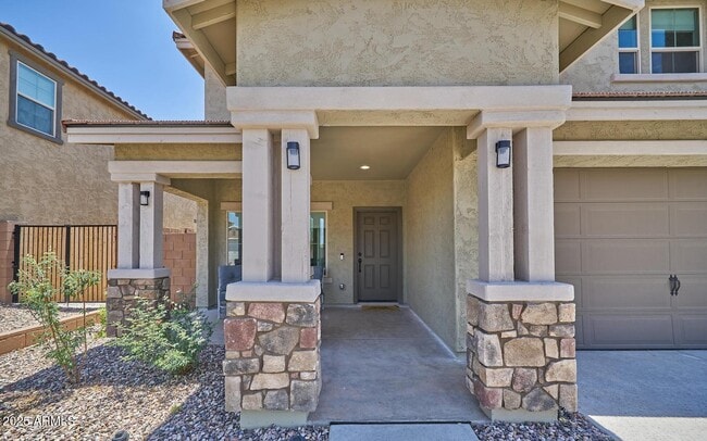 Building Photo - 2415 E Runaway Bay Pl
