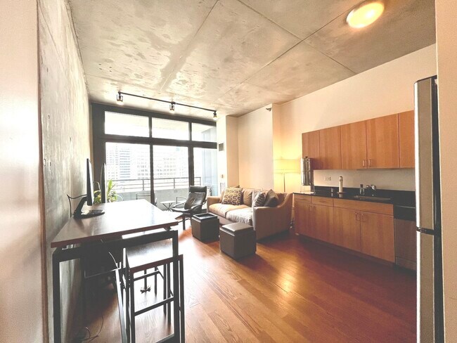 Foto del edificio - 235 W Van Buren St