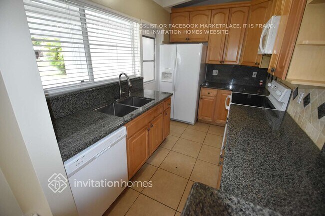 Foto del edificio - 2548 Gulfstream Ln