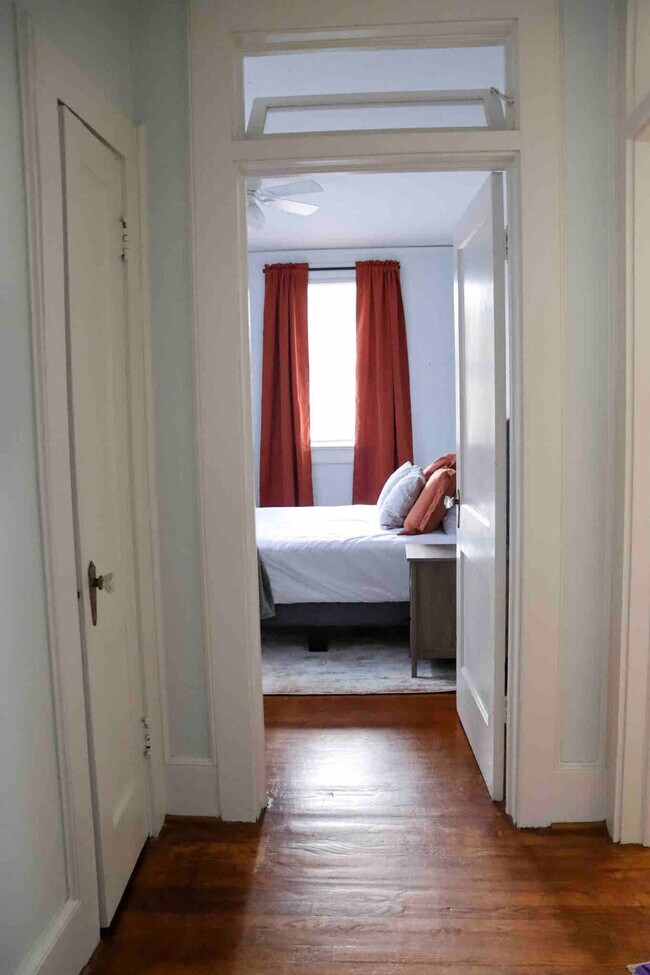 Foto del edificio - 1419 Franklin St