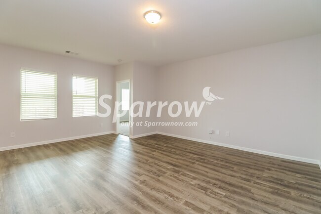 Foto del edificio - 401 Scuttle Drive