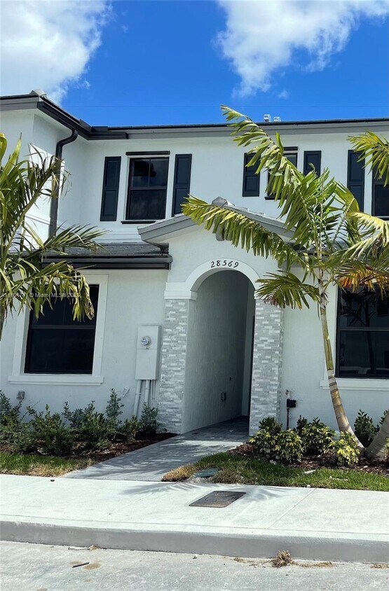 Primary Photo - 28569 SW 132nd Ct