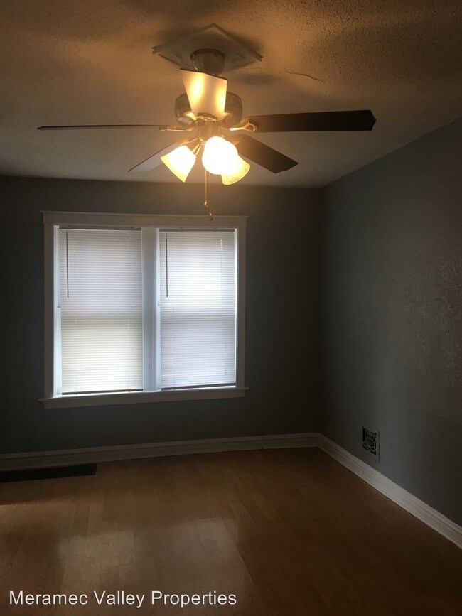 Building Photo - 2 br, 1 bath Apartment - 4100 Virginia