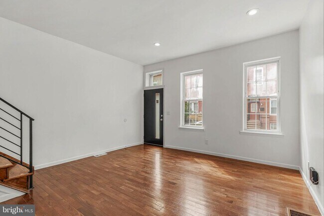 Building Photo - 1719 S 18th St