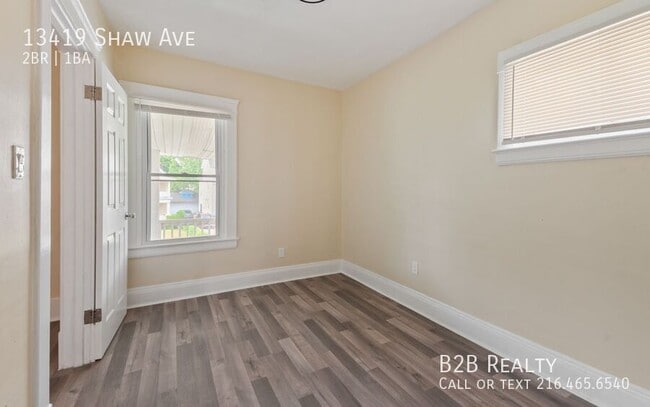 Building Photo - 13419 Shaw Ave