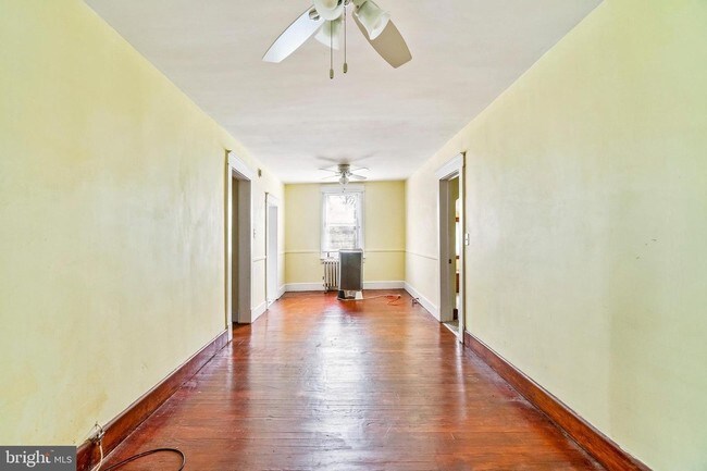 Building Photo - 2516 East Strathmore Avenue, Unit 2