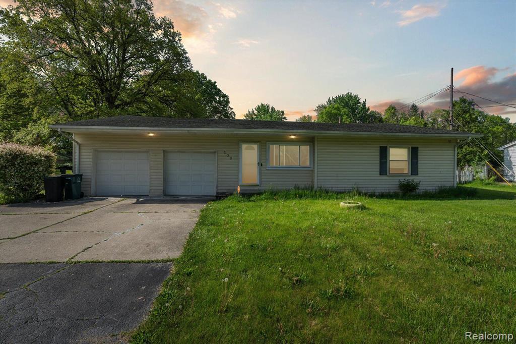 Primary Photo - 500 Trombley Rd