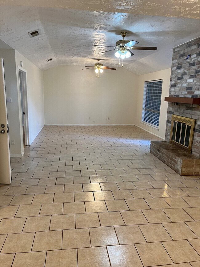 Foto del edificio - 24022 Tayloe House Ln
