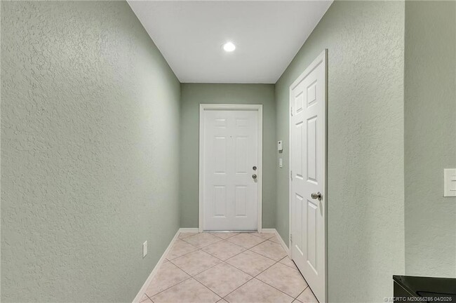 Photo - 2778 SE Birmingham Dr Townhome