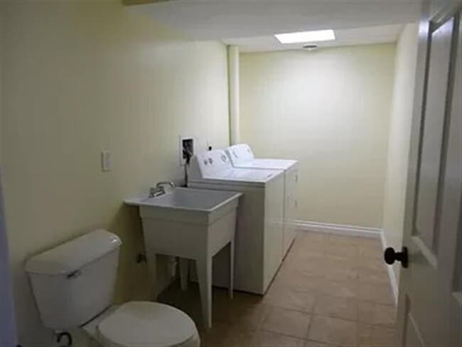 Building Photo - Comfortable home f3