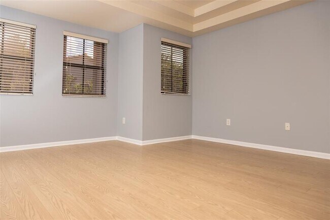 Foto del edificio - 4789 Preserve St