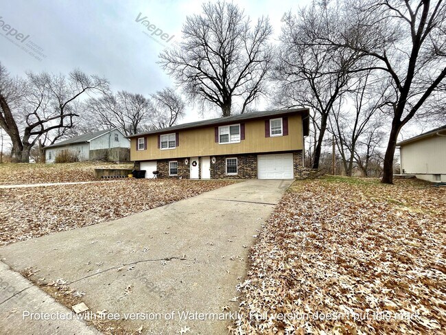 Foto del edificio - 7211-7211 Montana Ave