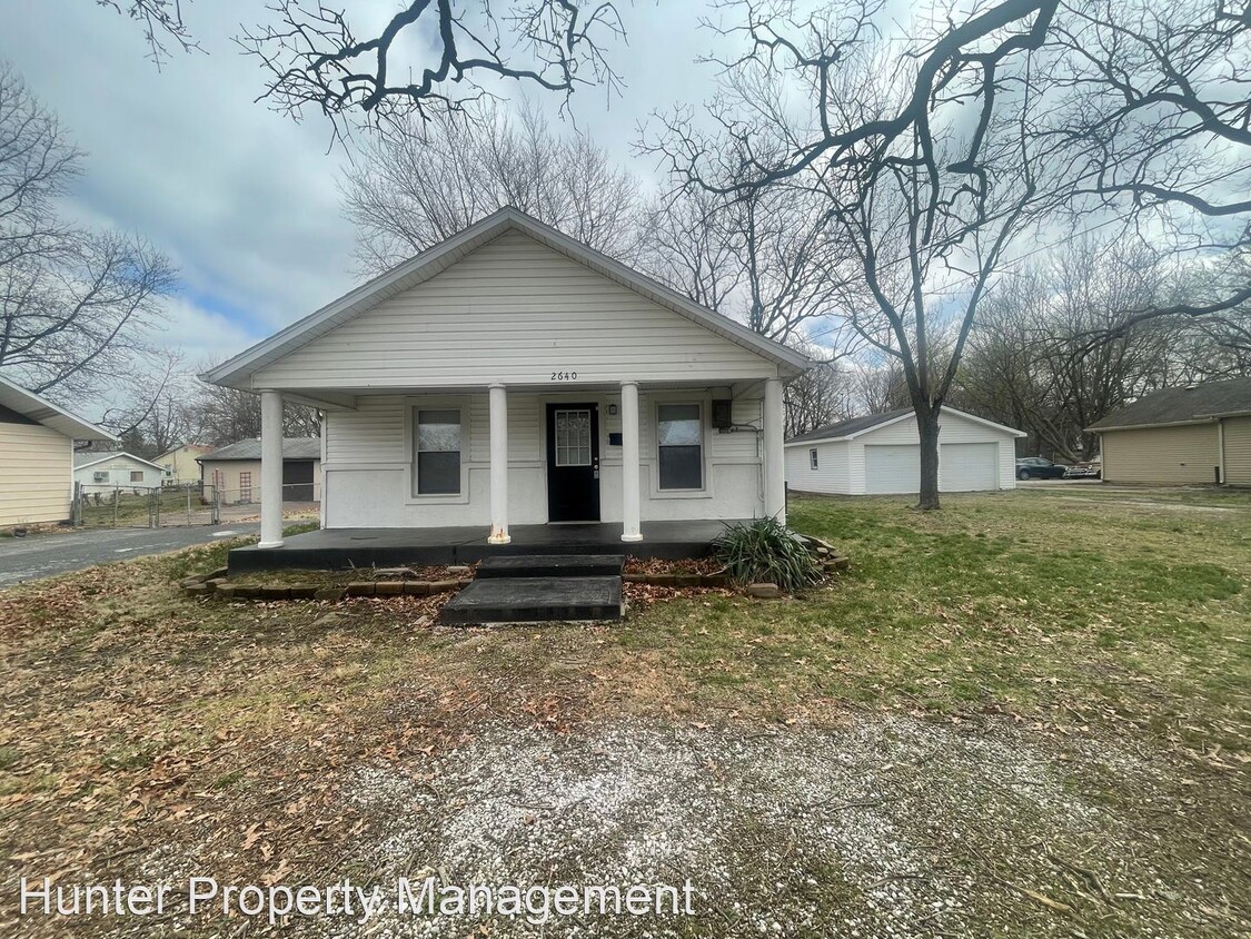 2 br, 2 bath House 2640 N East Ave House for Rent in Springfield