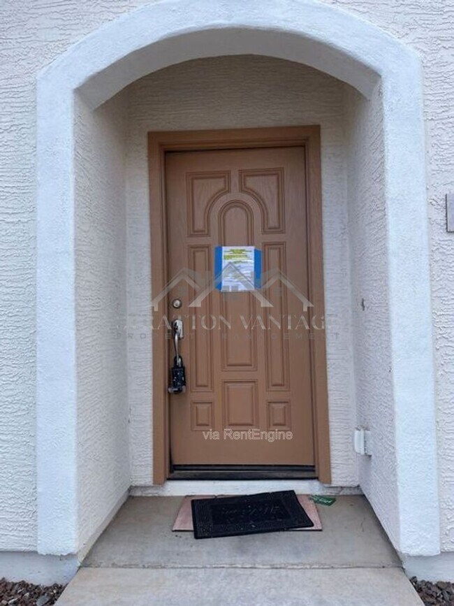 Foto del edificio - 4685 E Laurel Ave