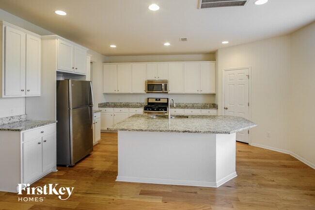 Foto del edificio - 318 Beachgrass Ln