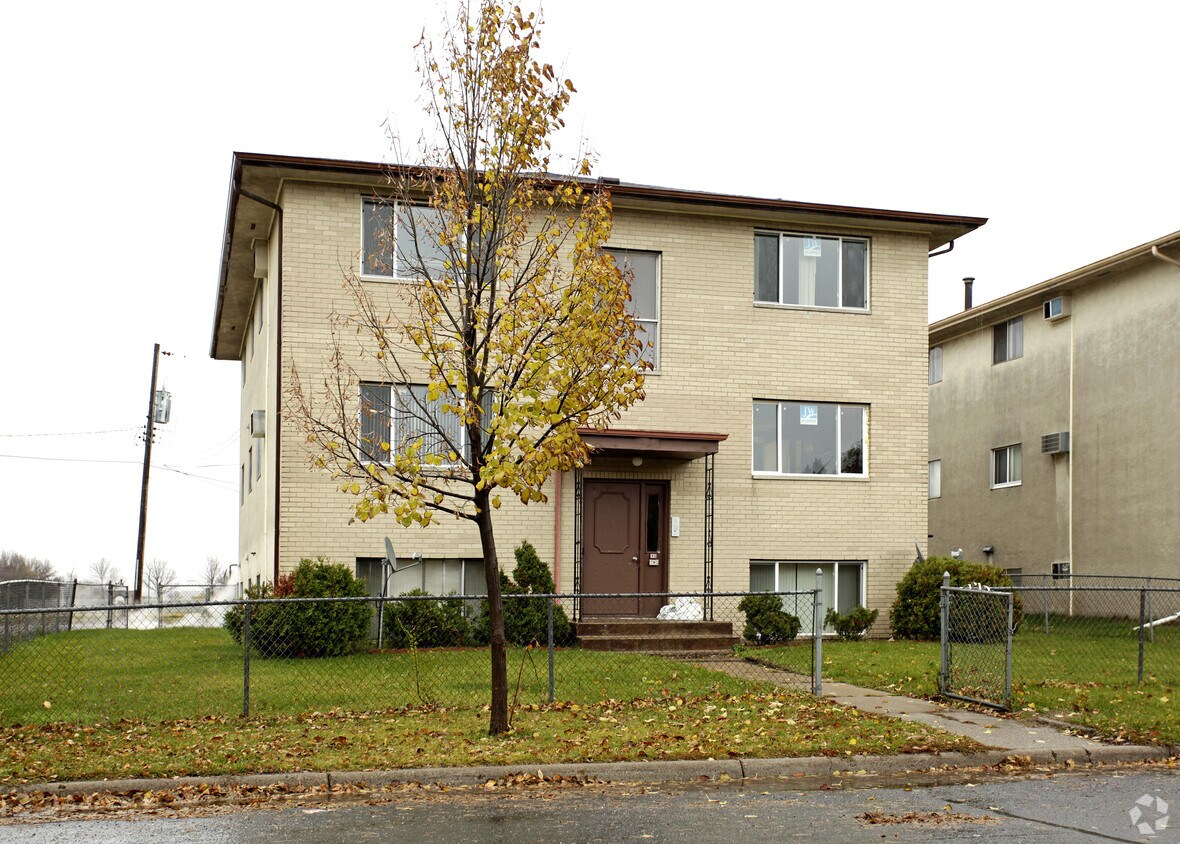 Building Photo - 1515 Elrose Ct