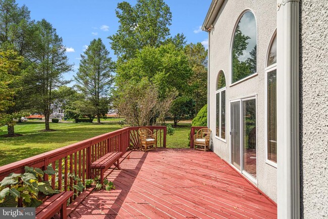Building Photo - 106 Anselm Dr