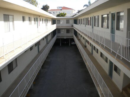 Foto del edificio - West View Apartments