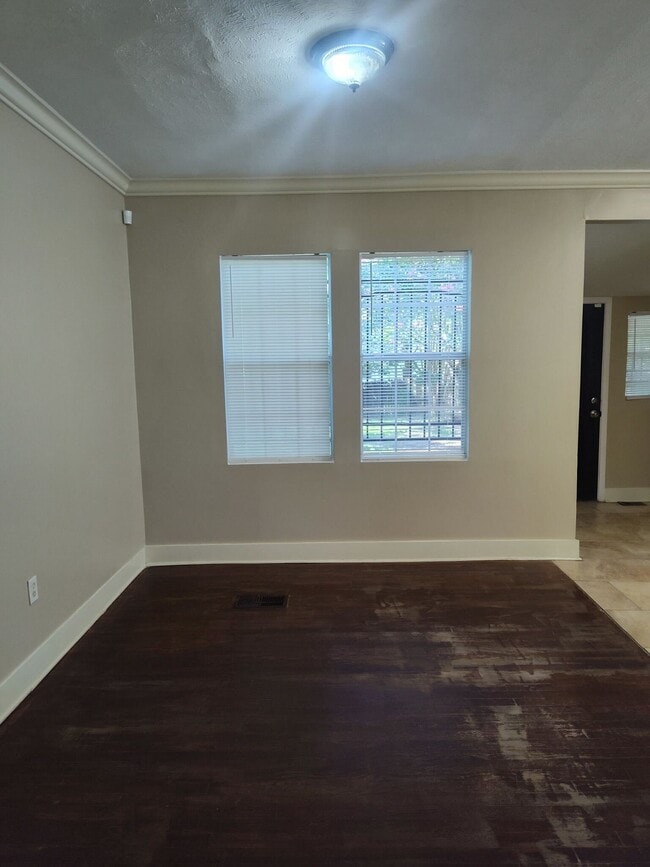 Foto del edificio - 358 E Ridgeway St