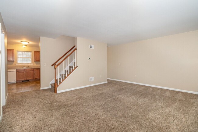 Building Photo - 1440 Lakeside Dr